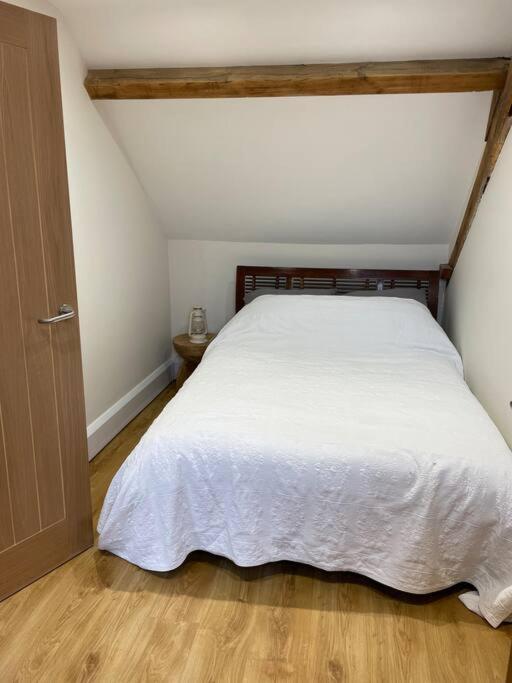 Scotland Lodge Farm, Stonehenge - The Stalls Groundfloor No Dogs & The Loft Dog Friendly Salisbury Exterior photo